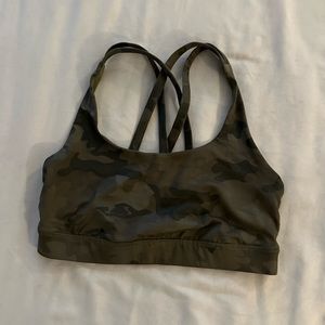 Lululemon sports bra Green Camo - size 4
Lightly worn - great condition